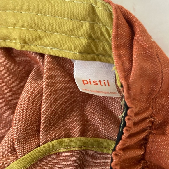 2 Pistil hats! - Picture 6 of 6